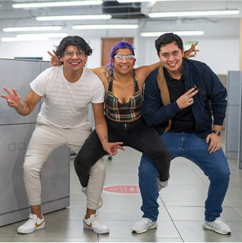 Conoce al Equipo de MC Muñoz - Profesionales Comprometidos con tu Éxito Empresarial Equipo Profesional de MC Corporativo Muñoz - Expertos en Soluciones Tecnológicas
